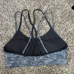 Zyia Active Sage Luxe Strappy Sports Bra Size Medium